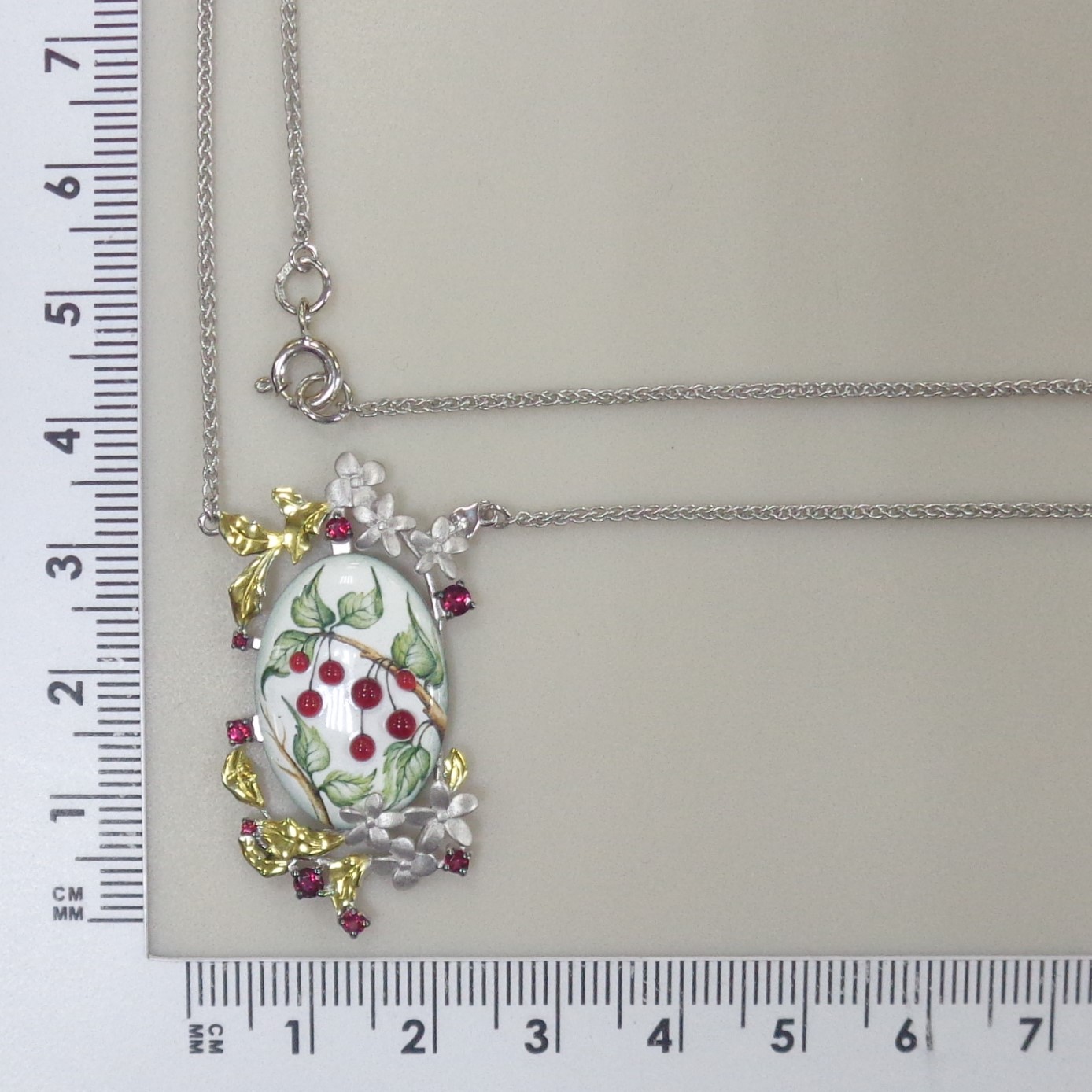 10712-000226 Колье (Au 585)